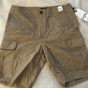 Billabong Men’s Shorts NWT